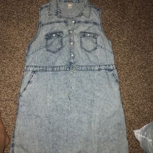 Target blue jean dress with pockets